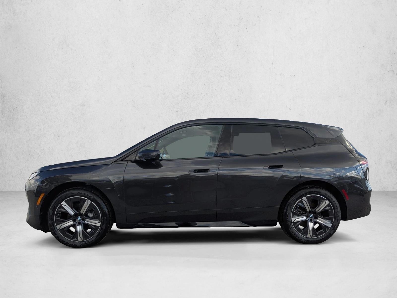 Thumbnail: 2026 BMW iX - 2
