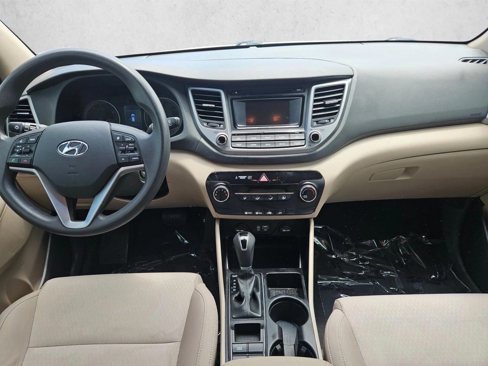 Thumbnail: 2017 Hyundai Tucson - 3
