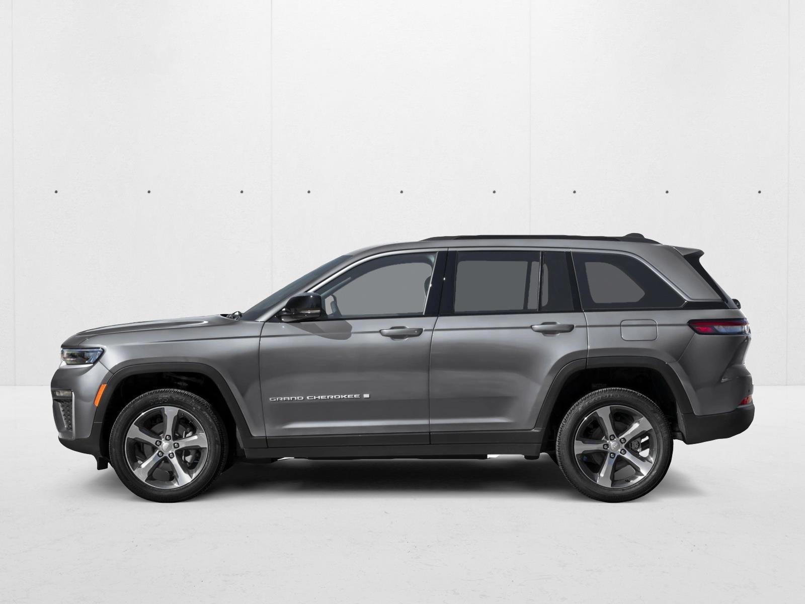 Thumbnail: 2026 Jeep Grand Cherokee - 2