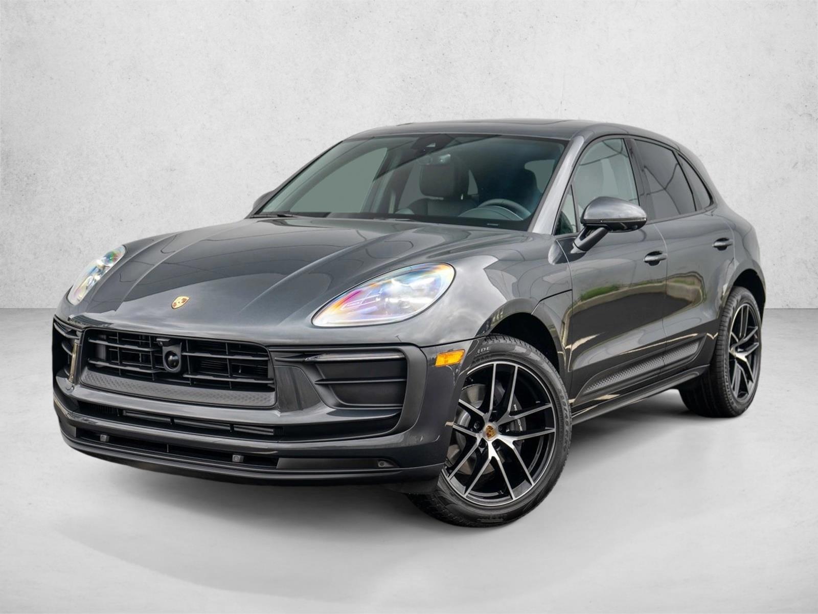 Thumbnail: 2026 Porsche Macan - 1