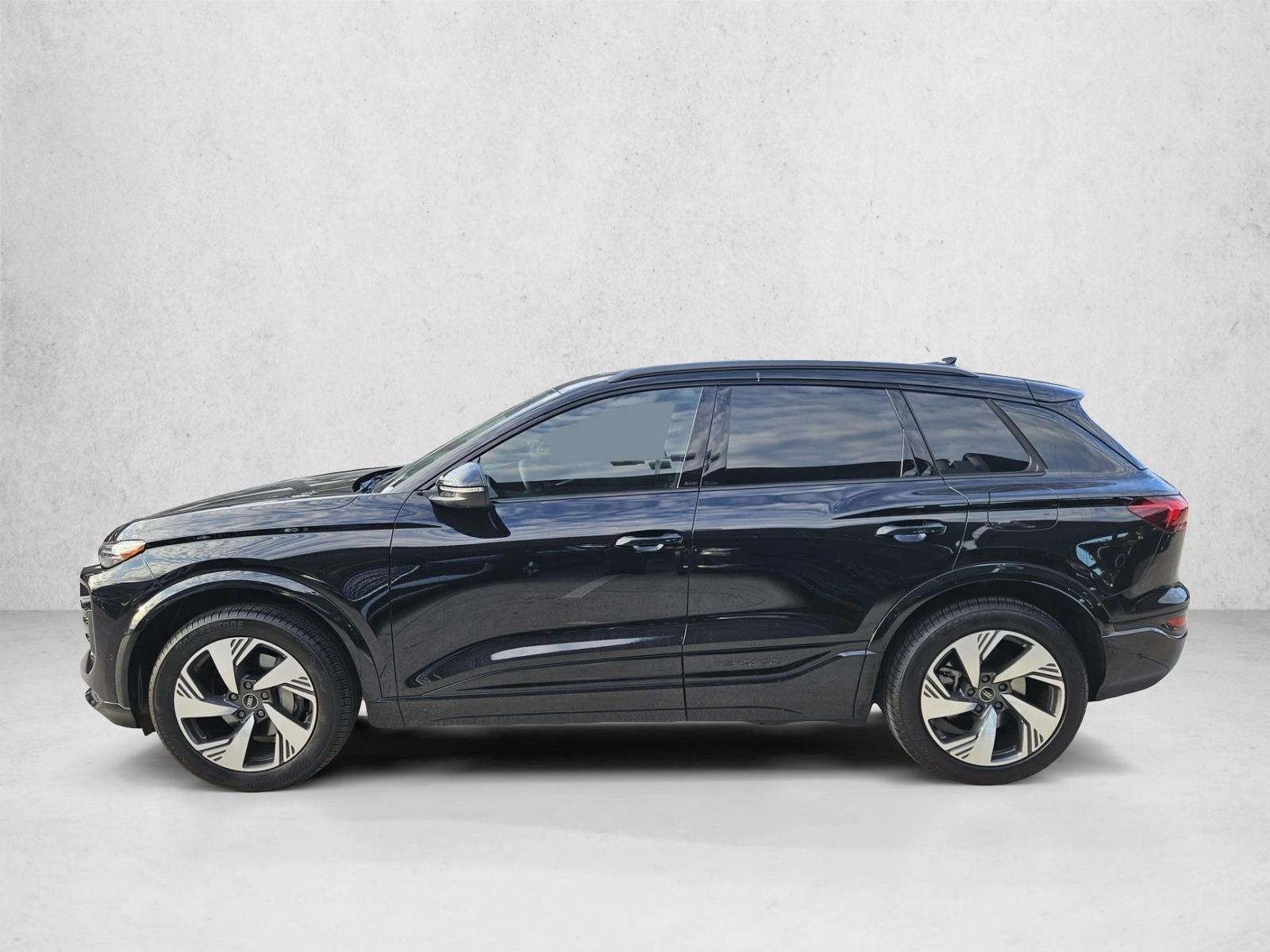 Thumbnail: 2025 Audi Q6 e-tron - 2