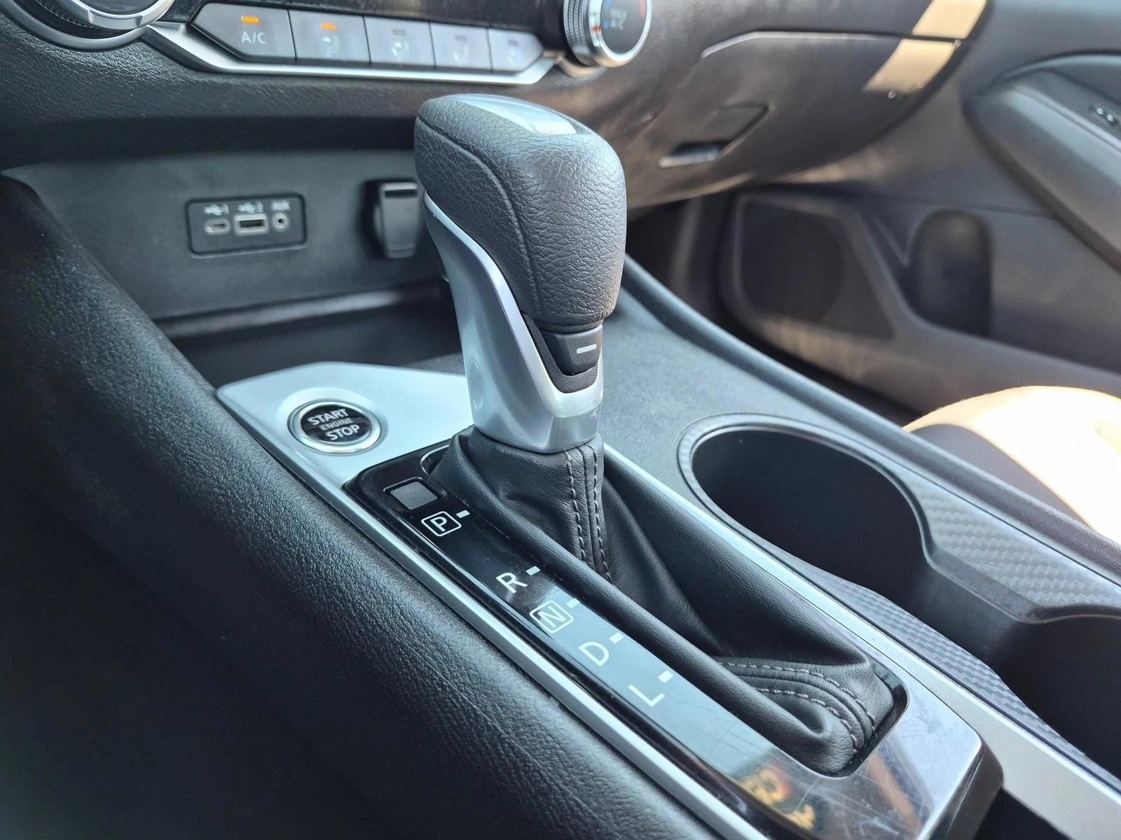 2025 Nissan Altima SV - Photo 17
