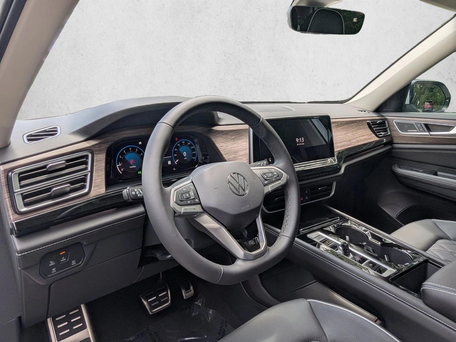 Thumbnail: 2026 Volkswagen Atlas - 3