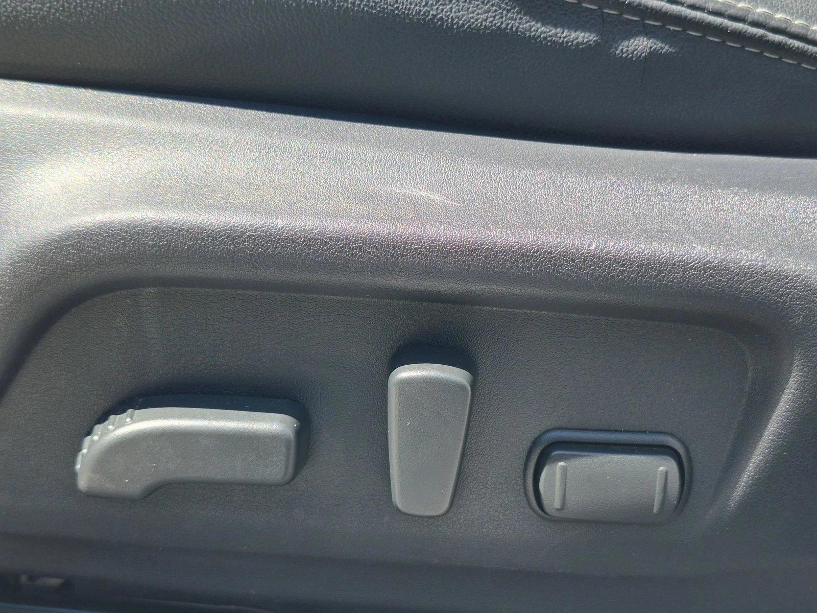 Thumbnail: 2016 Subaru Outback - 2