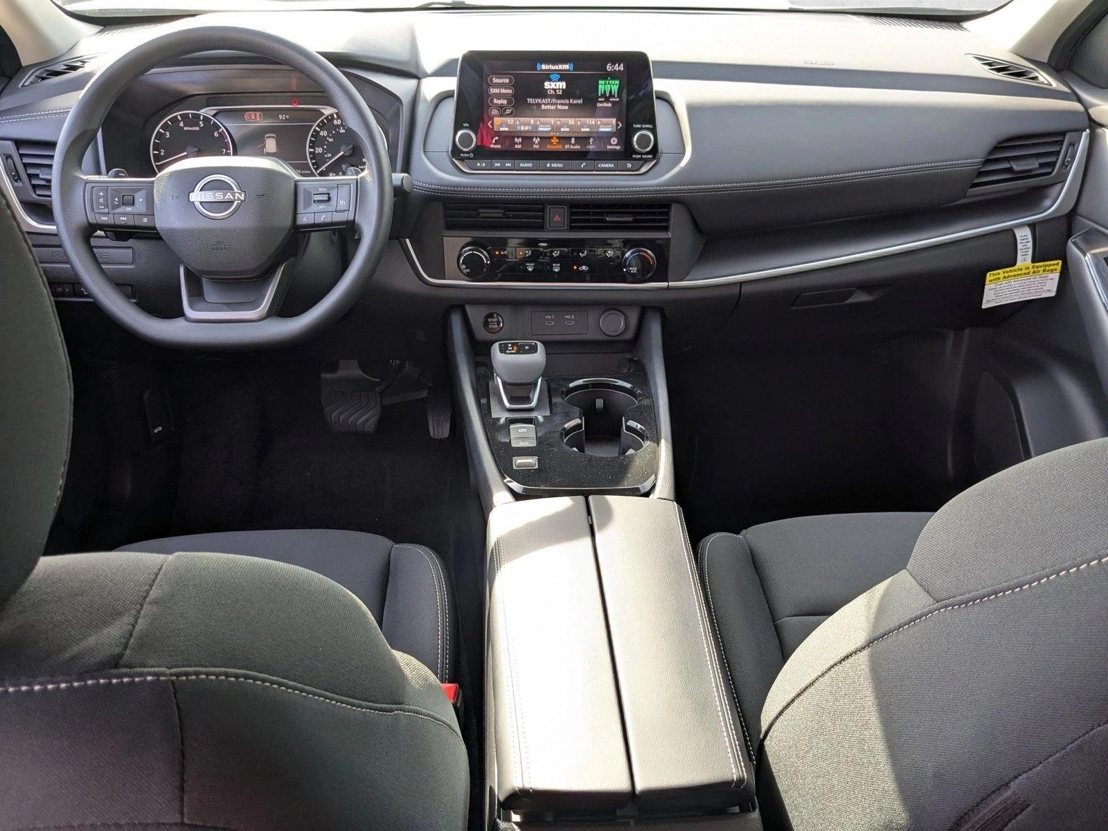 Thumbnail: 2026 Nissan Rogue - 4