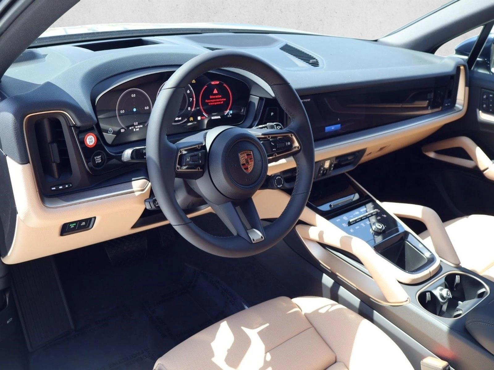 Thumbnail: 2026 Porsche Cayenne - 3