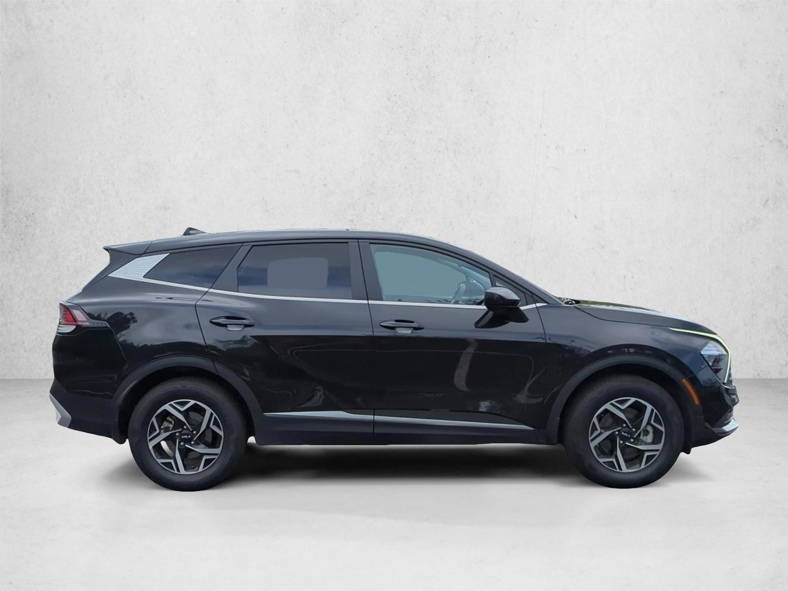 Thumbnail: 2023 Kia Sportage - 1
