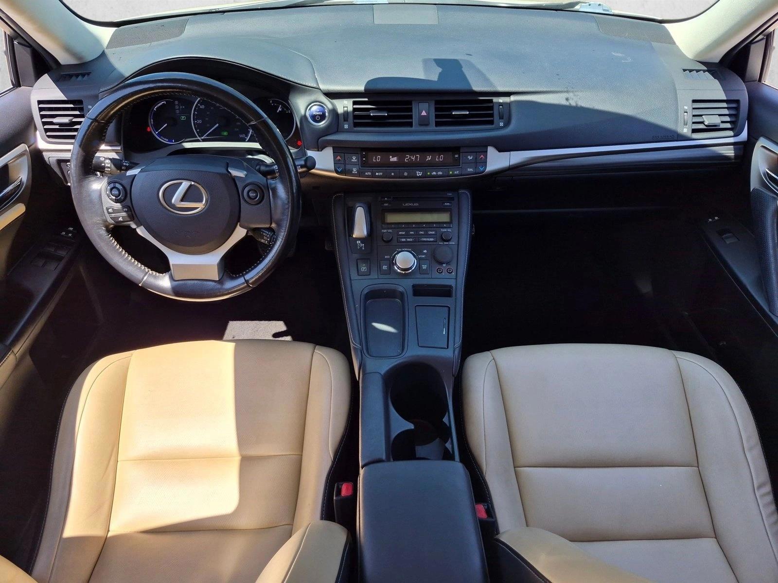 Thumbnail: 2016 Lexus CT - 4