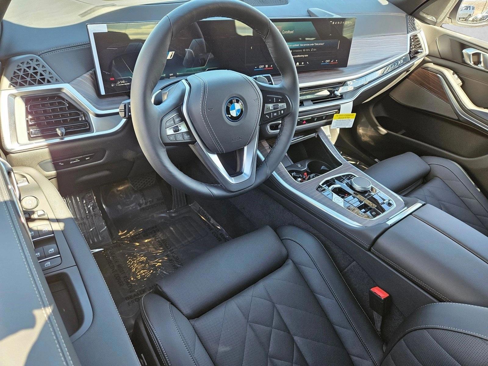 Thumbnail: 2026 BMW X5 - 3