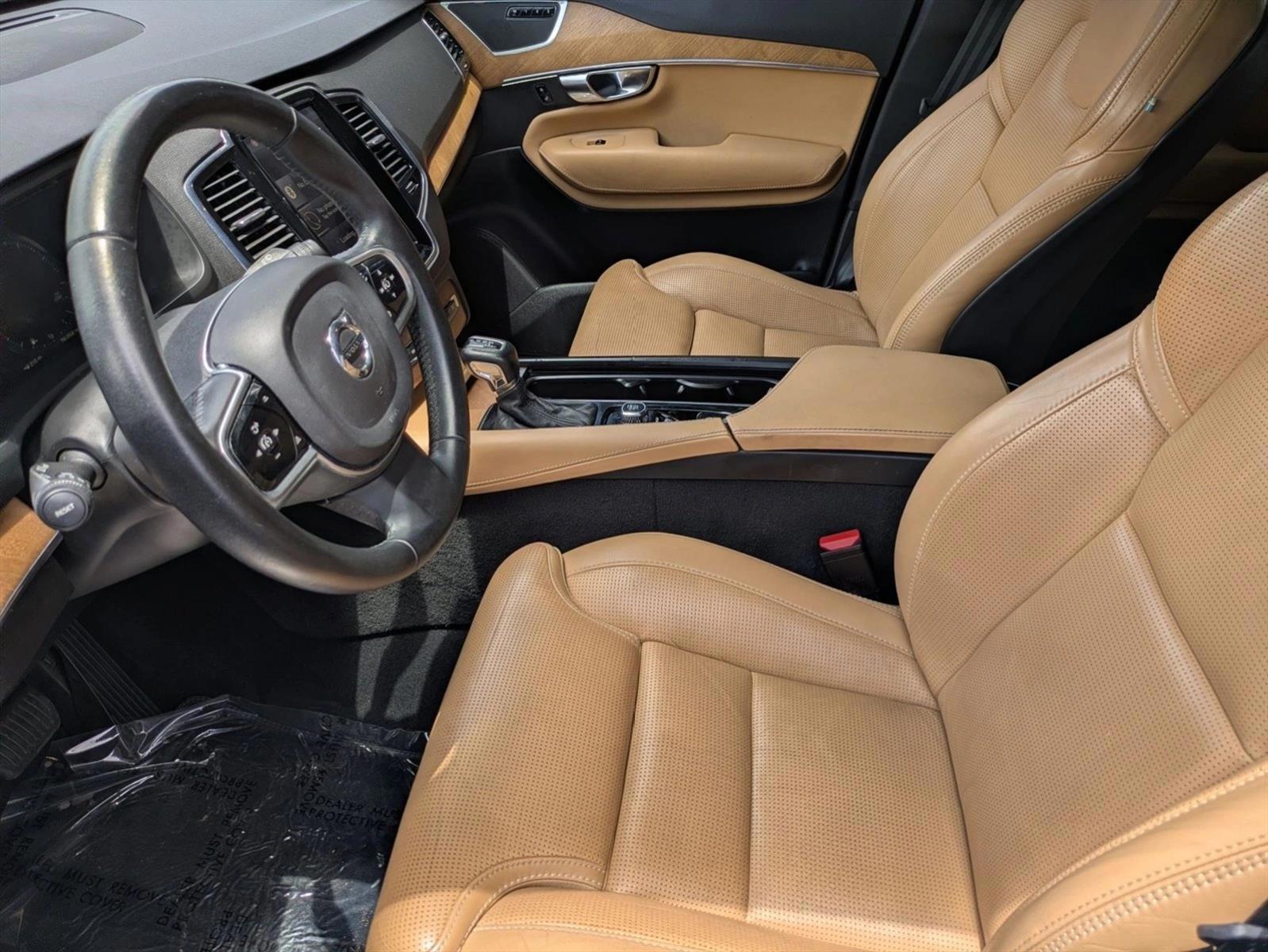 Thumbnail: 2018 Volvo XC90 - 3