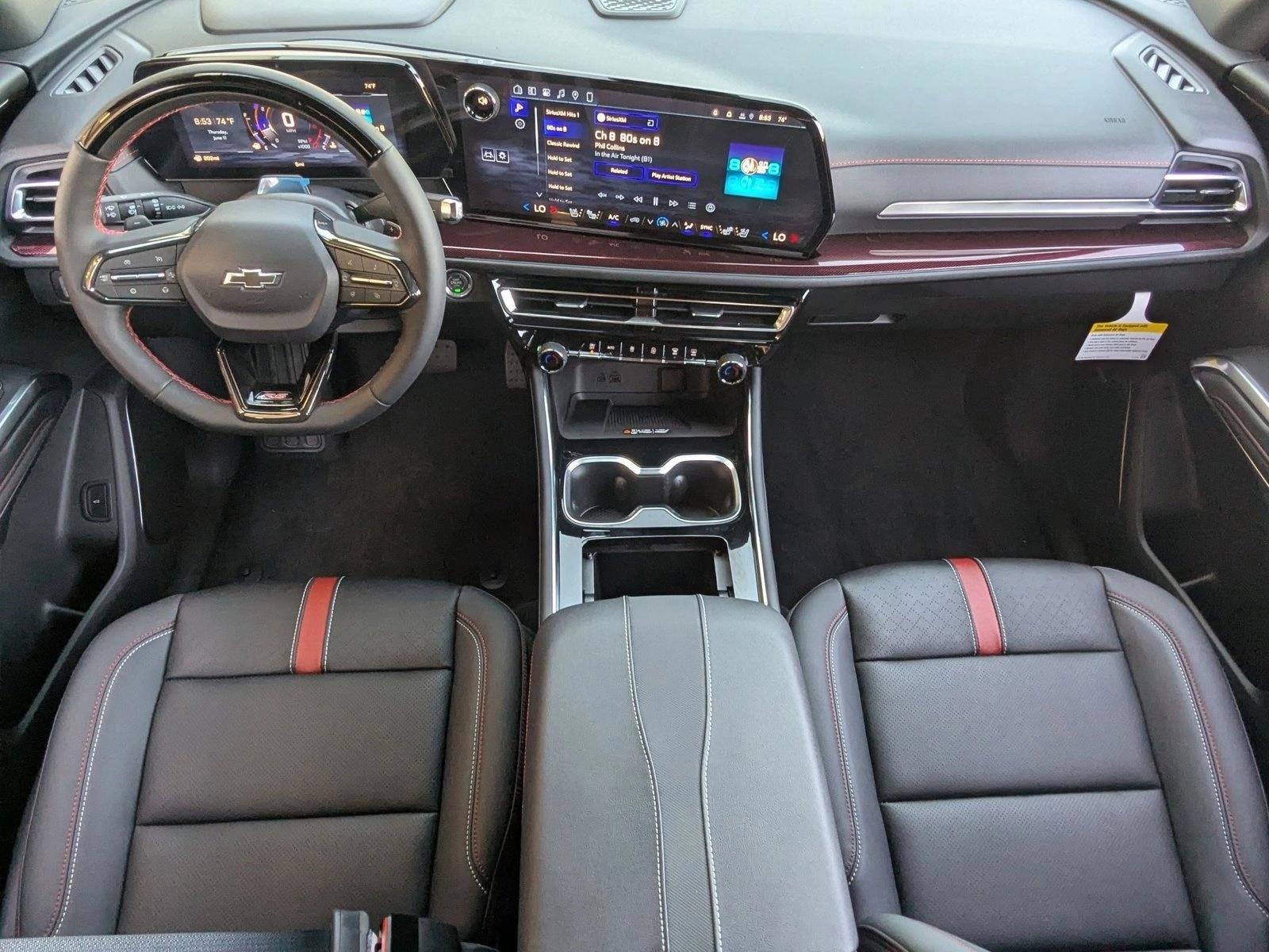 Thumbnail: 2026 Chevrolet Traverse - 4