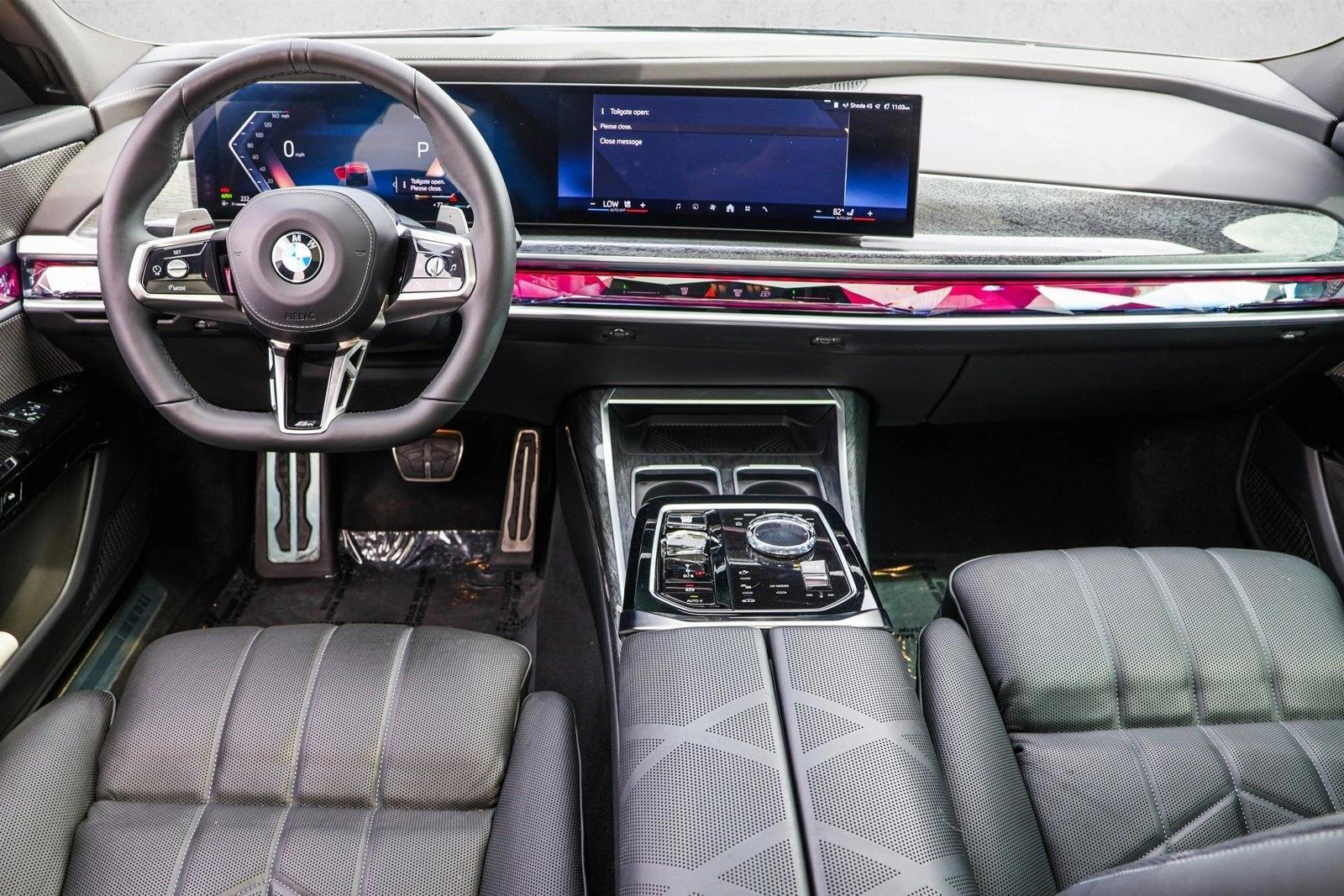Thumbnail: 2023 BMW 7 Series - 4