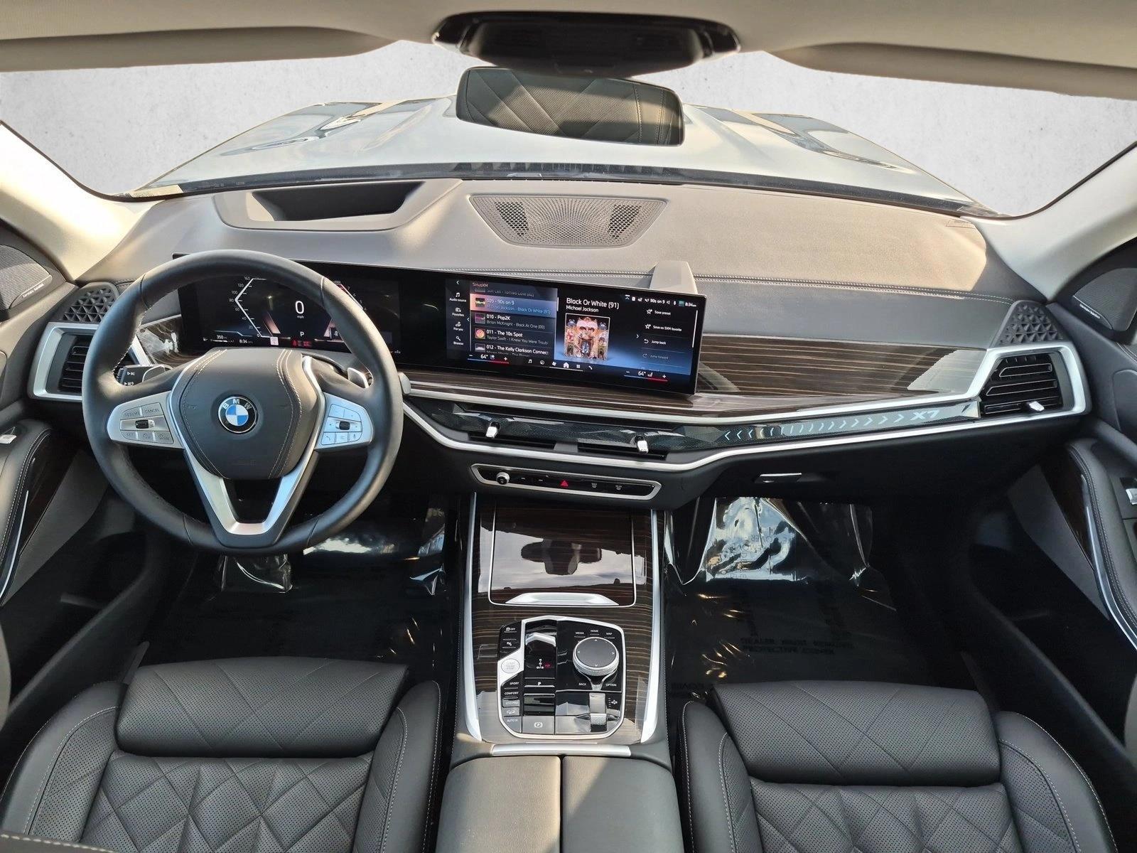 Thumbnail: 2024 BMW X7 - 3