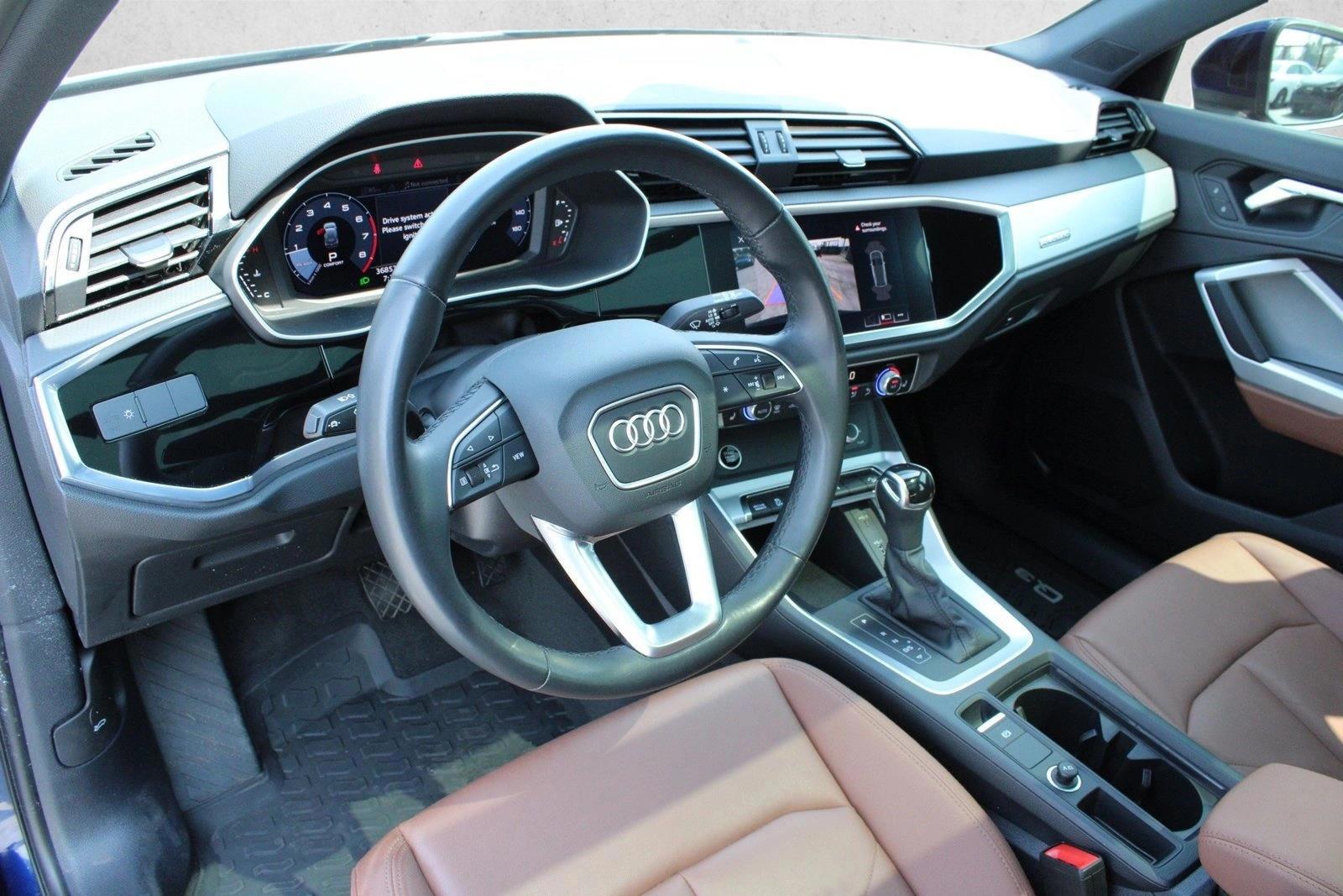 Thumbnail: 2021 Audi Q3 - 3