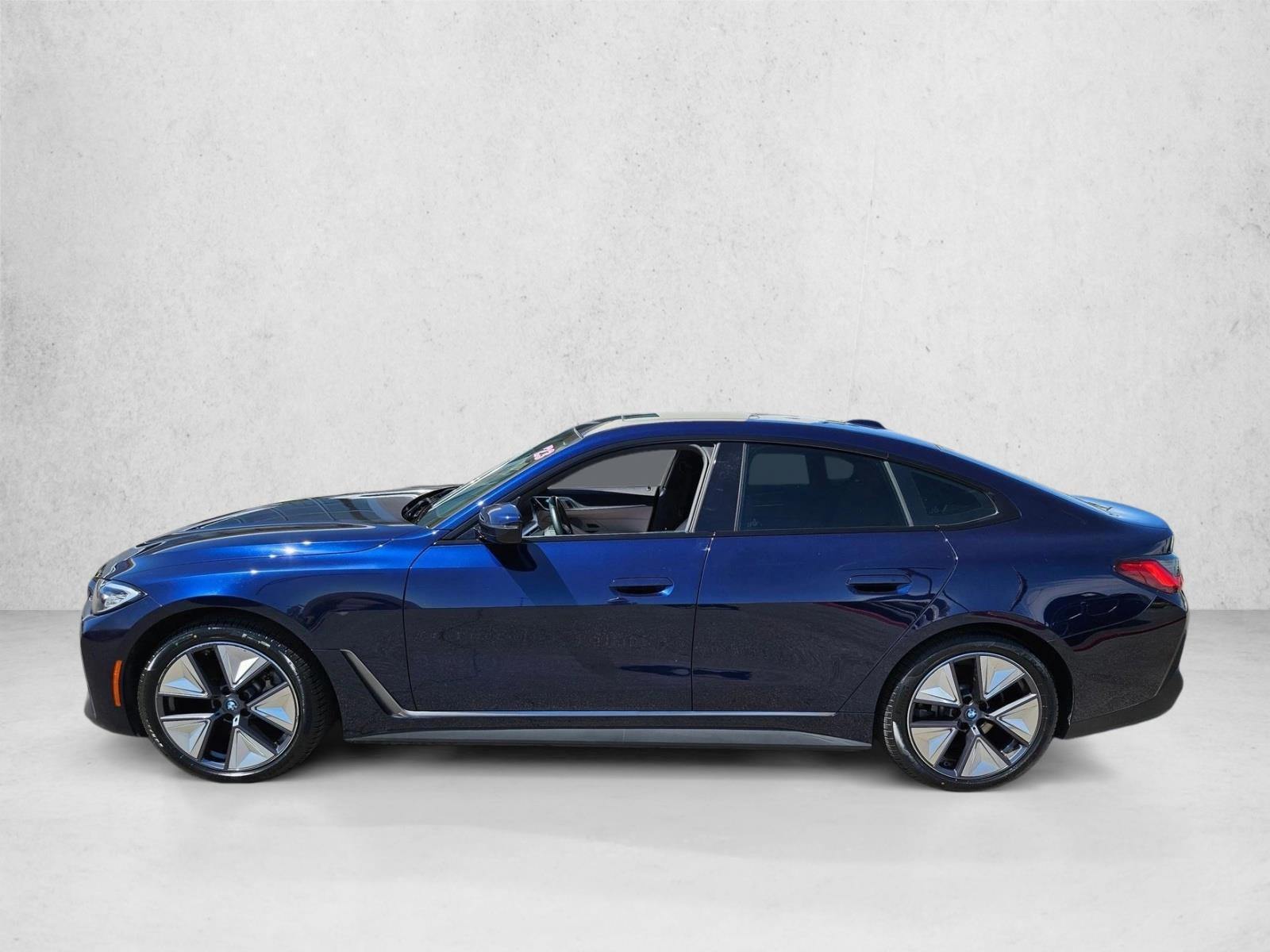 Thumbnail: 2023 BMW i4 - 2