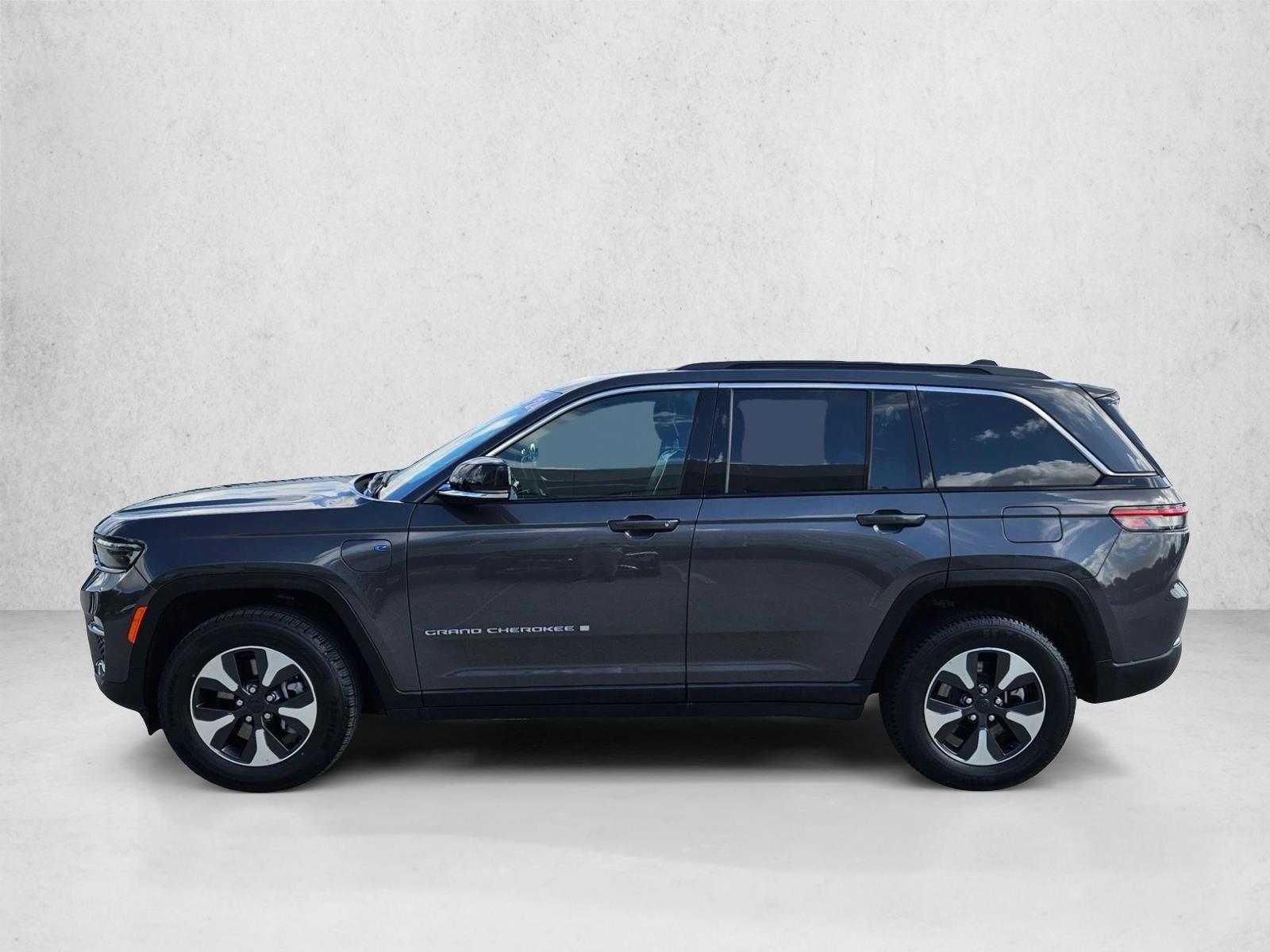 Thumbnail: 2024 Jeep Grand Cherokee - 2