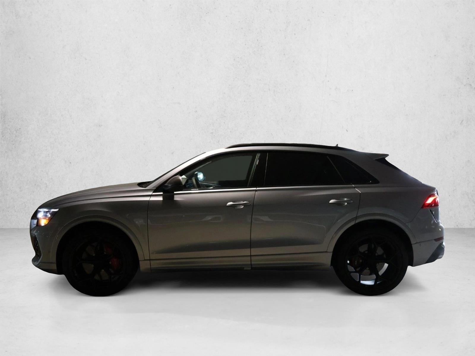 Thumbnail: 2026 Audi RS Q8 - 2