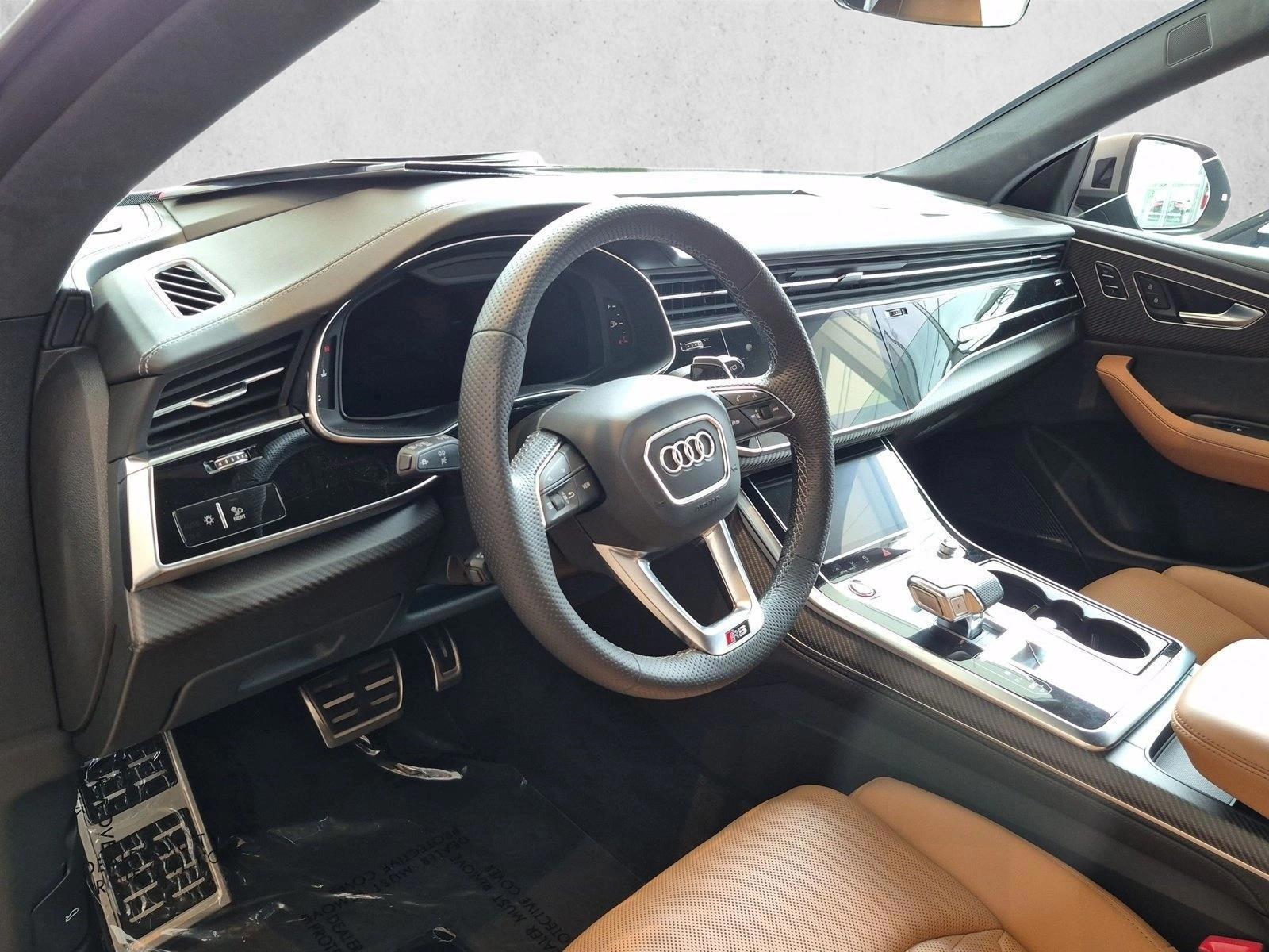 Thumbnail: 2025 Audi RS Q8 - 4