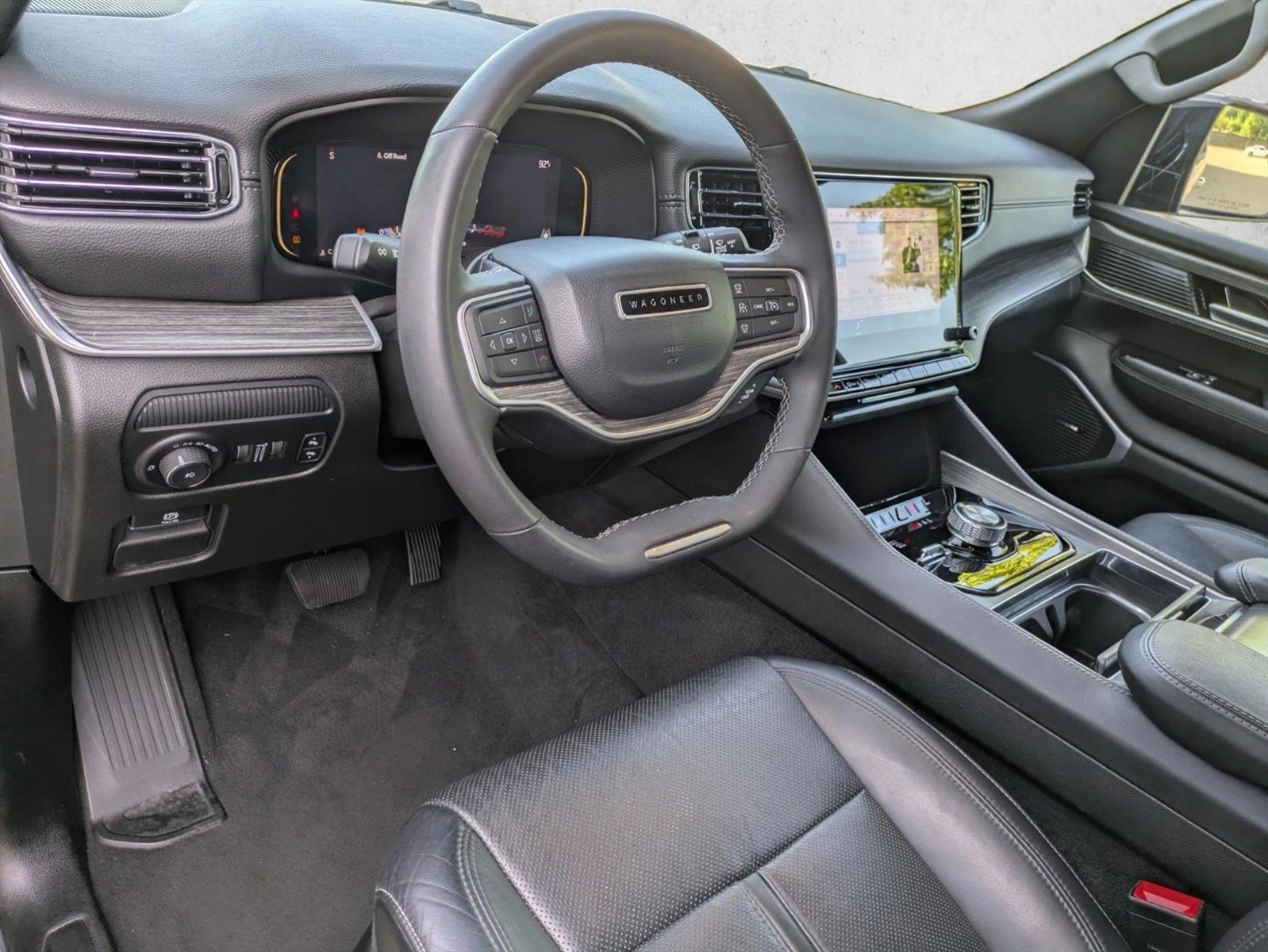 Thumbnail: 2024 Jeep Wagoneer - 3