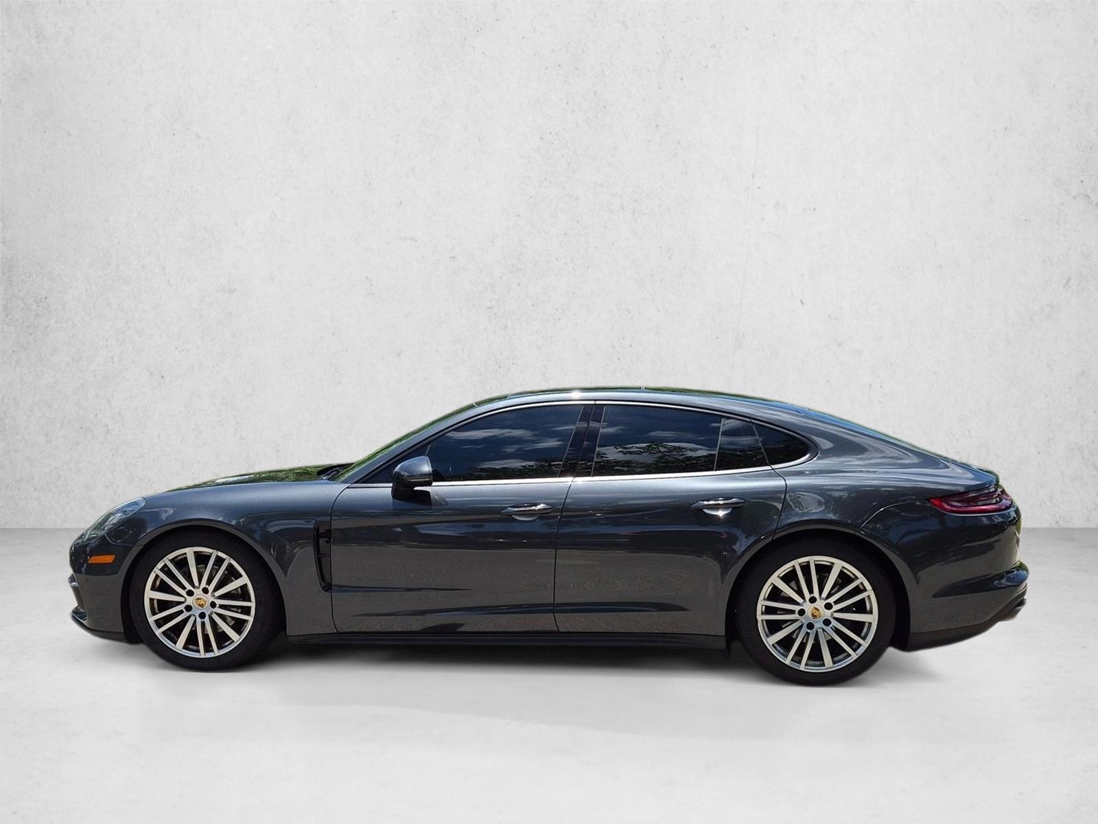 Thumbnail: 2017 Porsche Panamera - 2