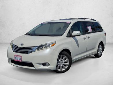 2015 Toyota Sienna Limited -
                  Irvine, CA