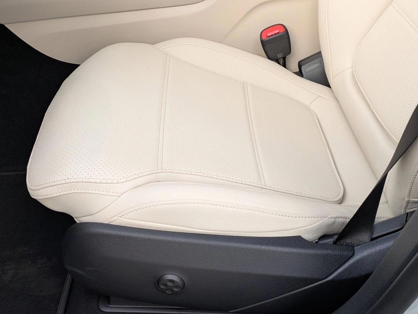 Thumbnail: 2026 Mercedes-Benz GLC - 4