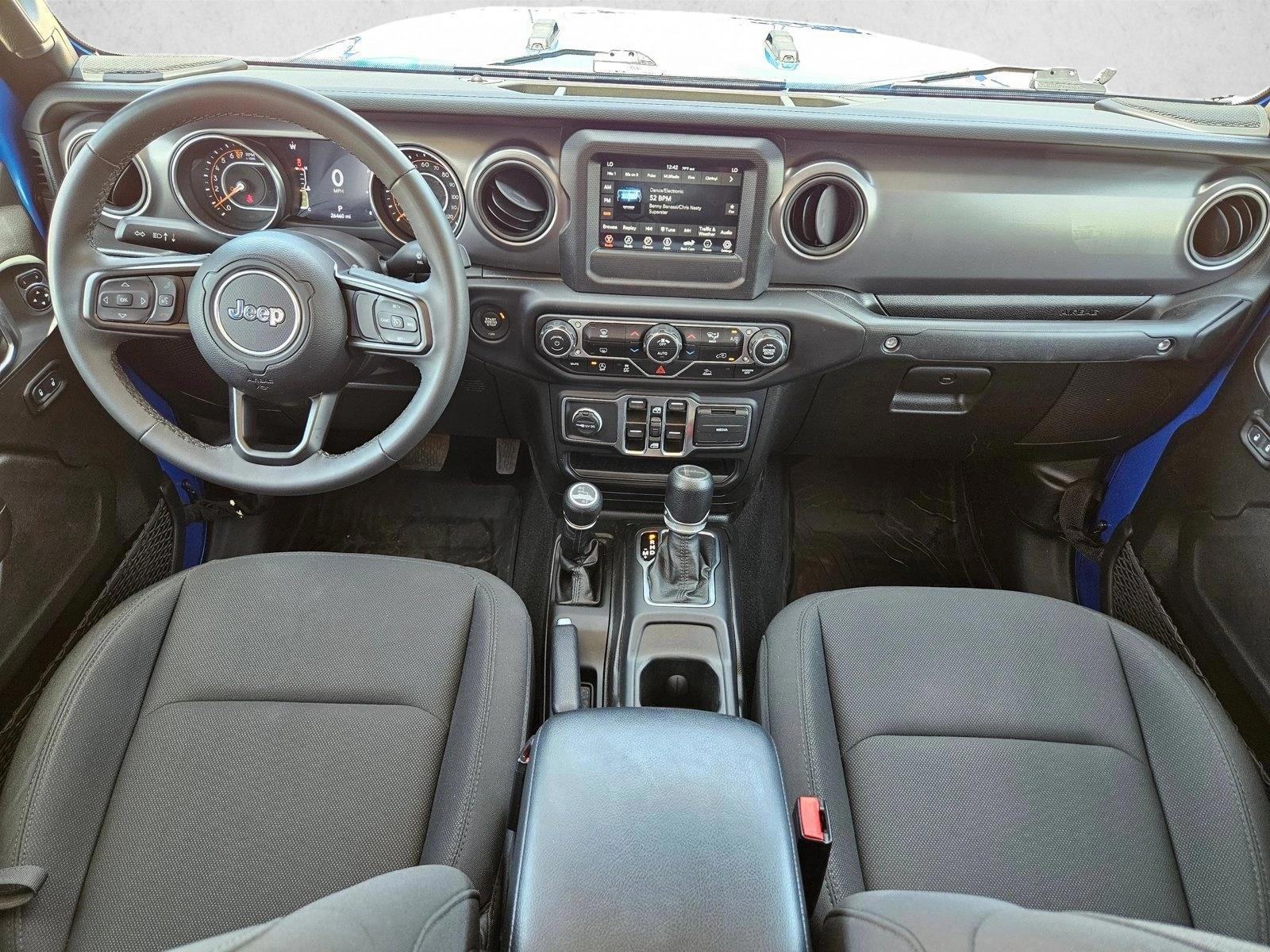 Thumbnail: 2023 Jeep Gladiator - 2