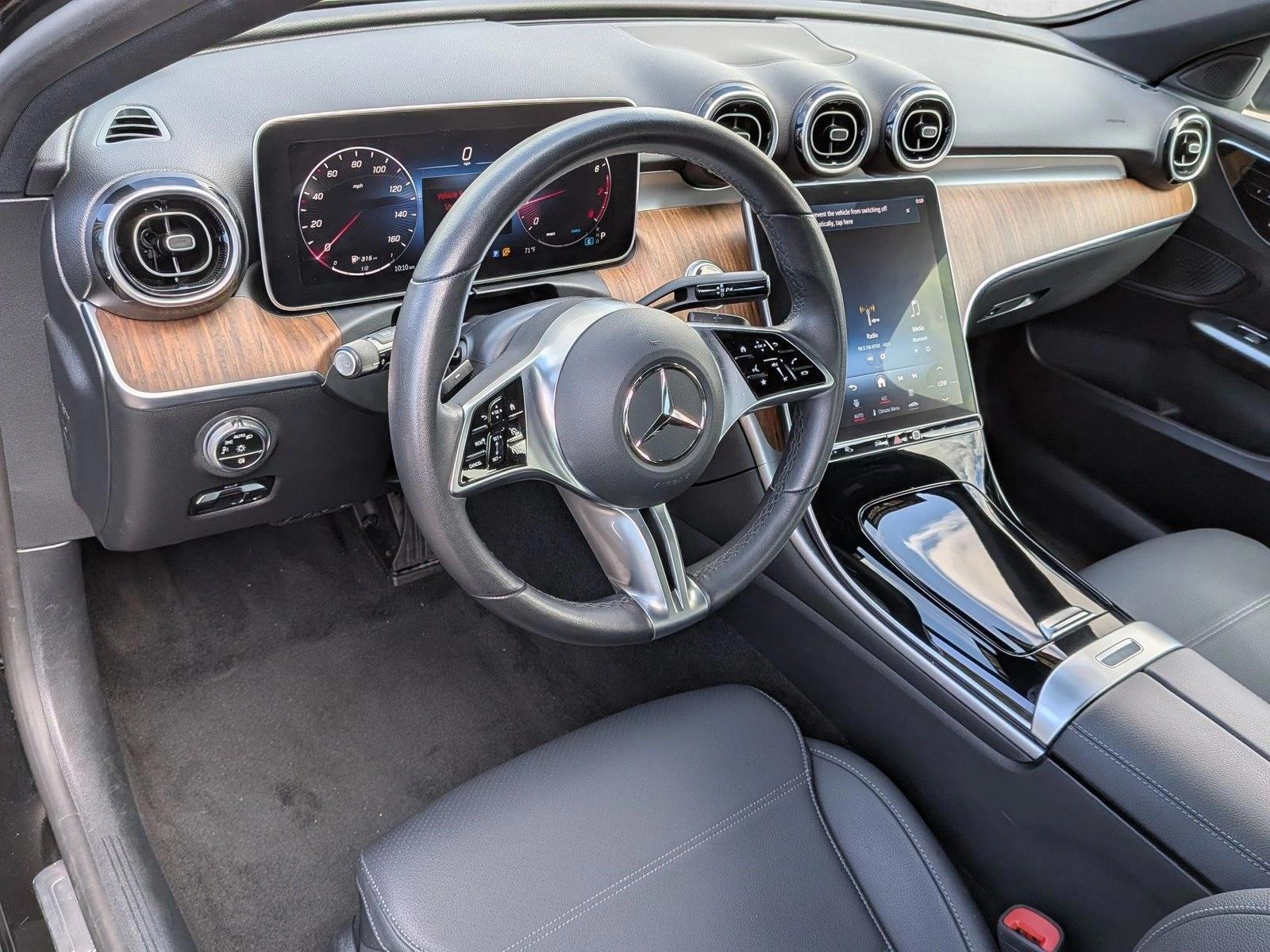 Thumbnail: 2024 Mercedes-Benz C-Class - 3