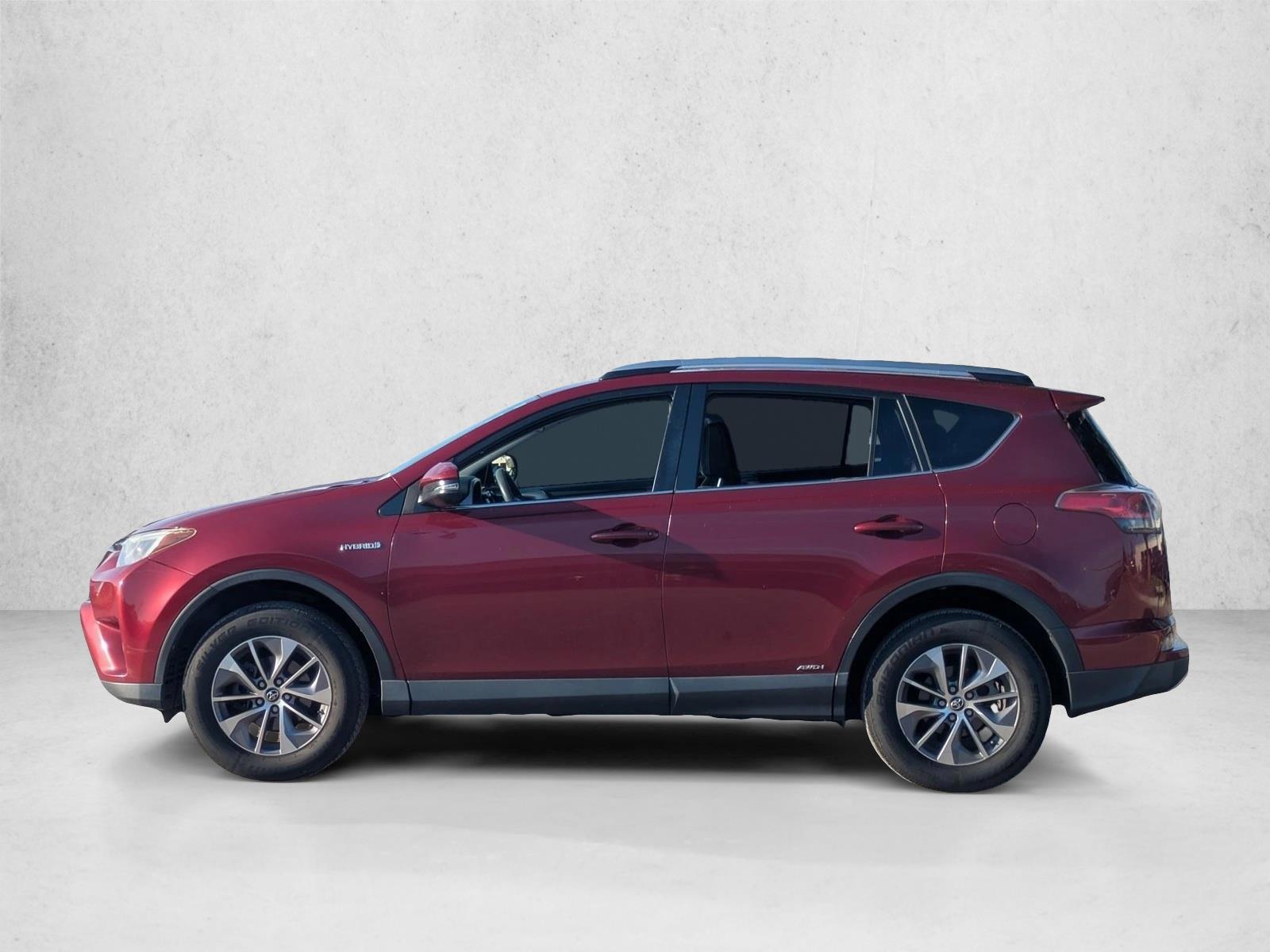 Thumbnail: 2018 Toyota RAV4 - 2
