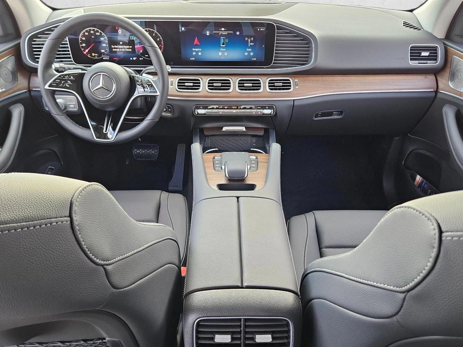 Thumbnail: 2026 Mercedes-Benz GLE - 3