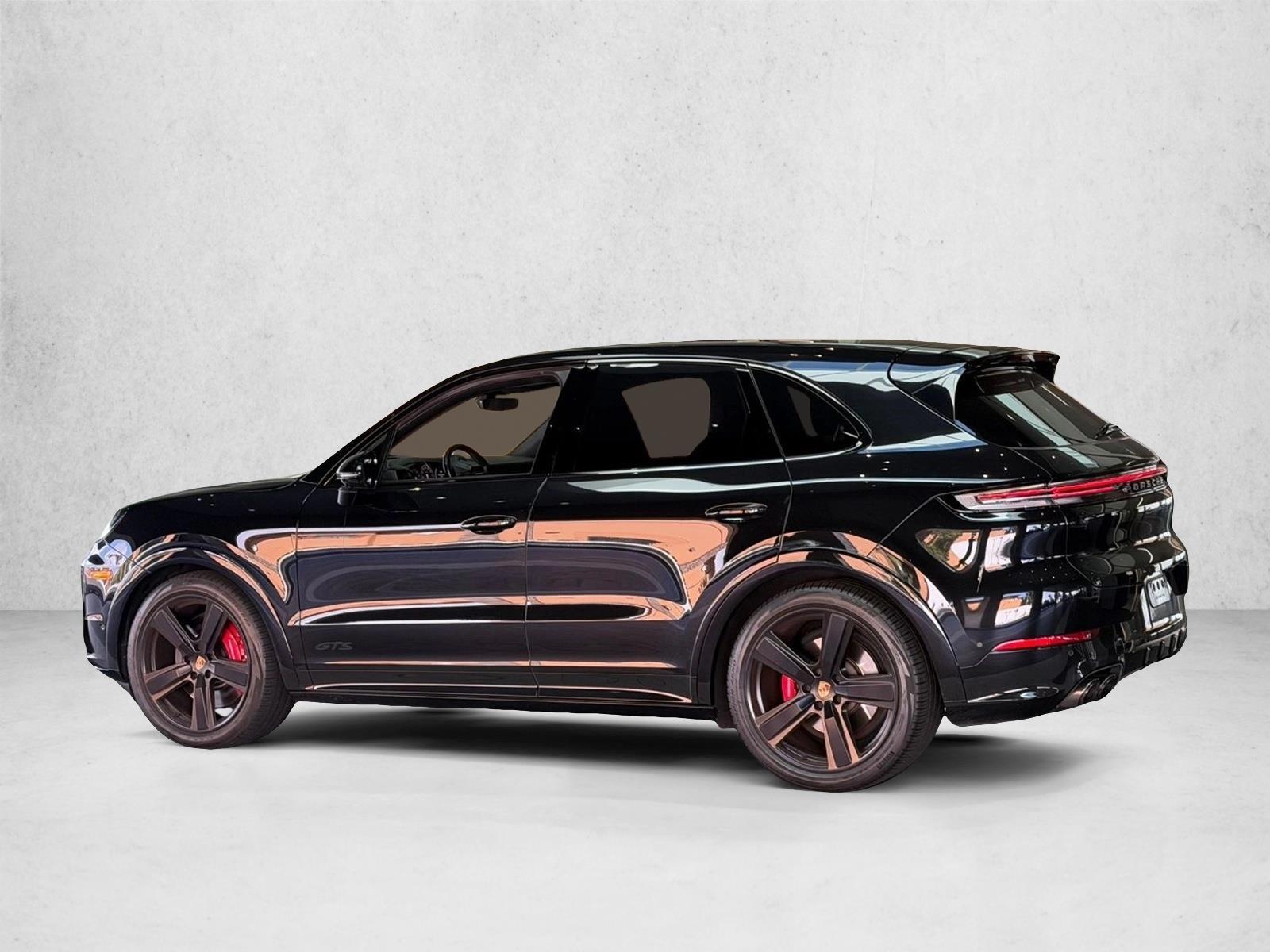 Thumbnail: 2025 Porsche Cayenne - 3
