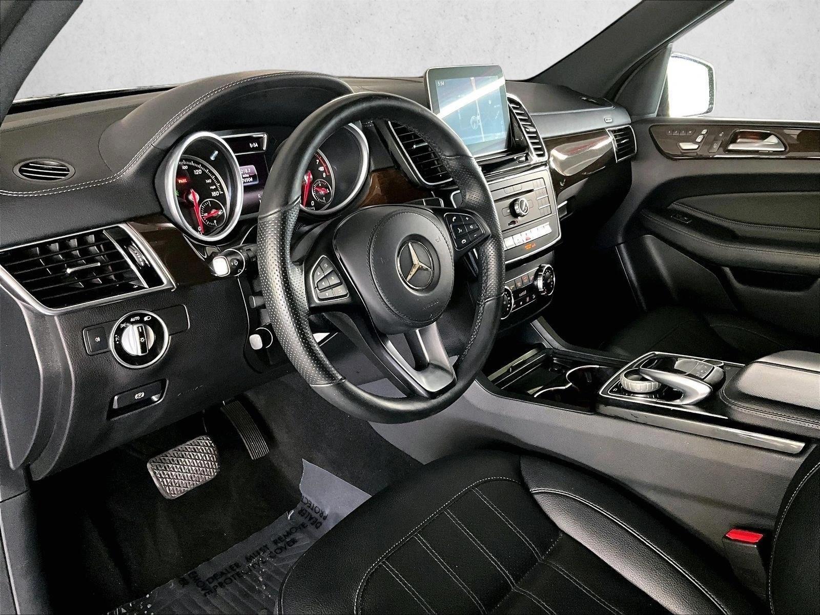 Thumbnail: 2017 Mercedes-Benz GLS - 4