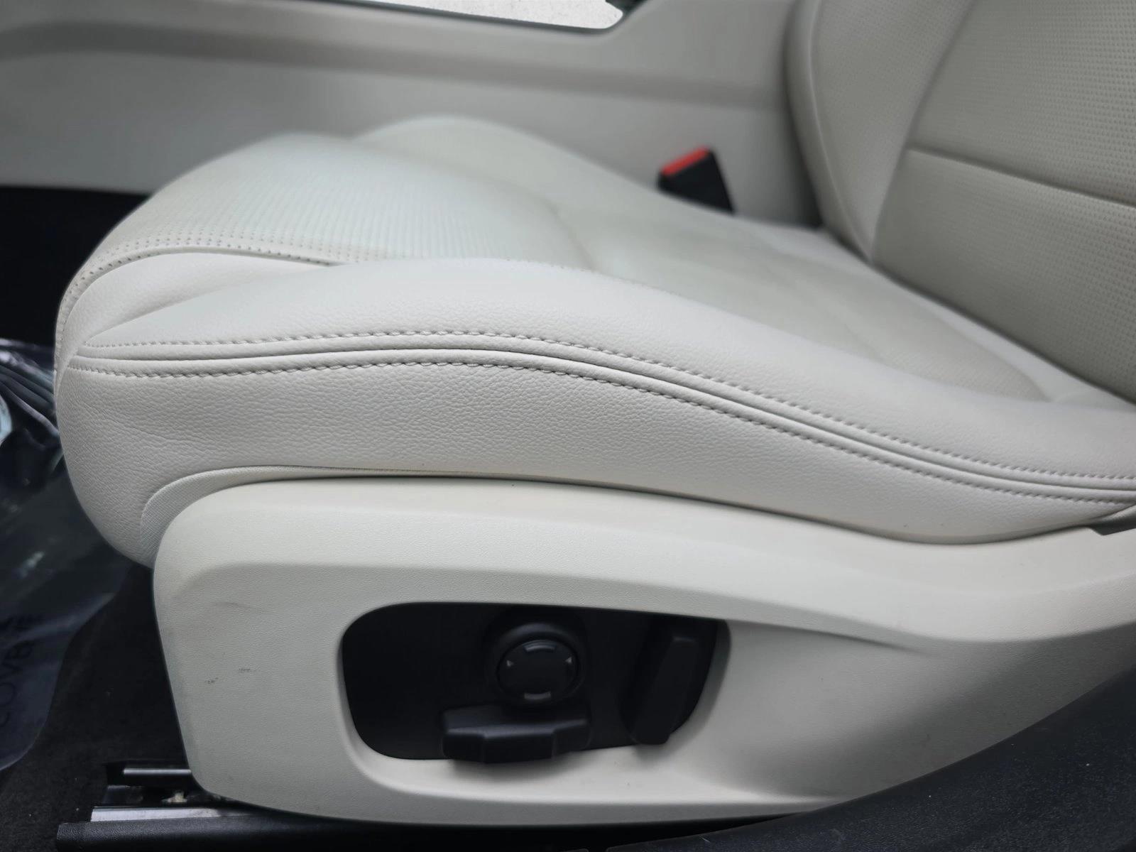 2024 Jaguar XF R-Dynamic SE - Photo 29