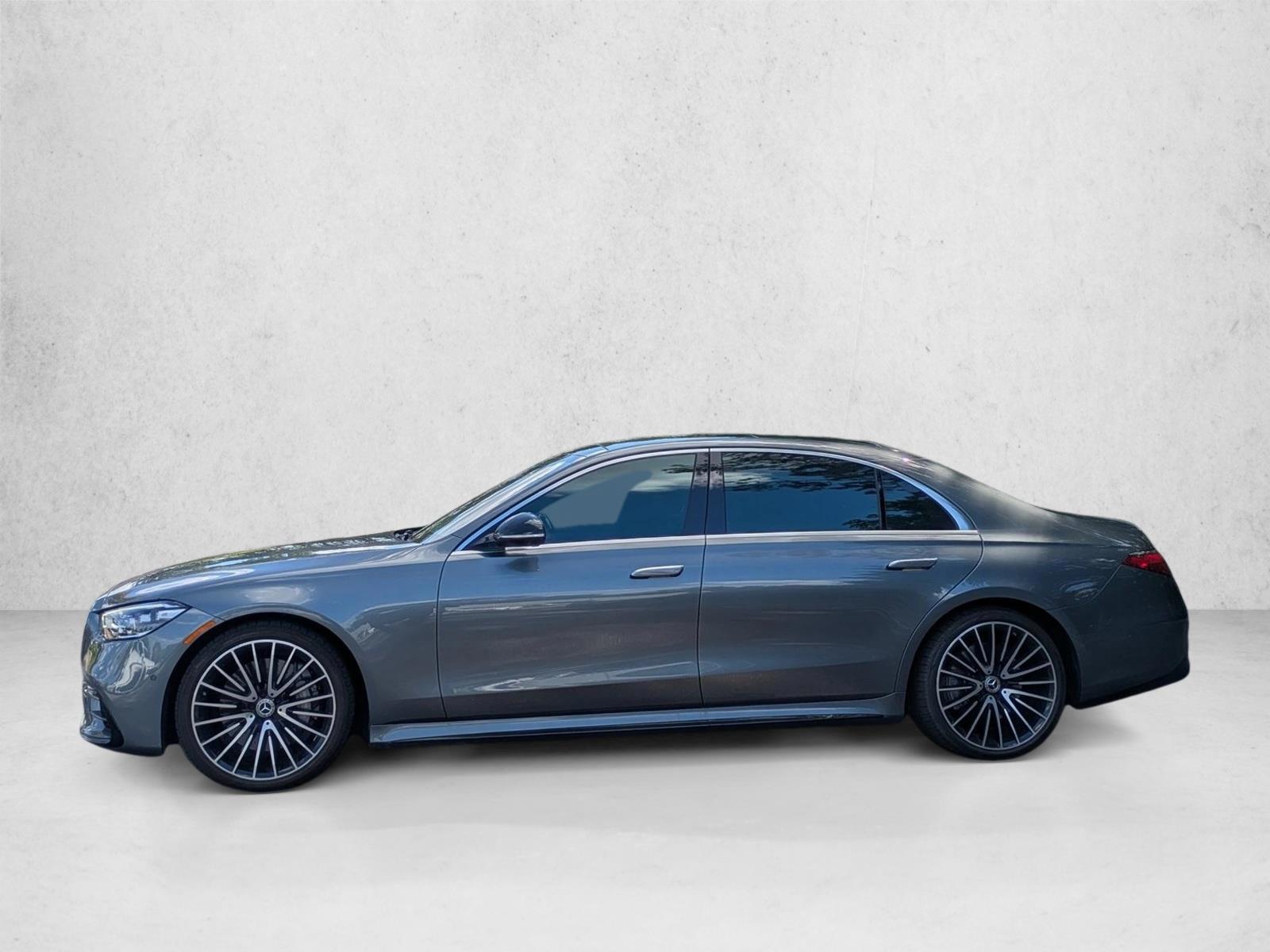 Thumbnail: 2021 Mercedes-Benz S-Class - 2