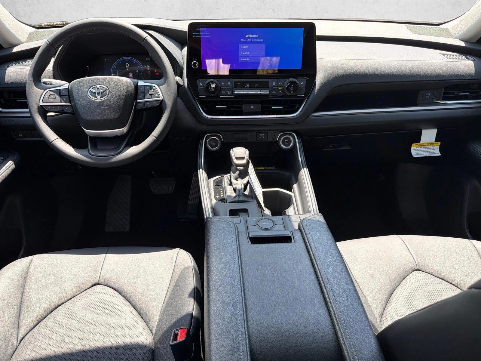 Thumbnail: 2026 Toyota Grand Highlander - 3