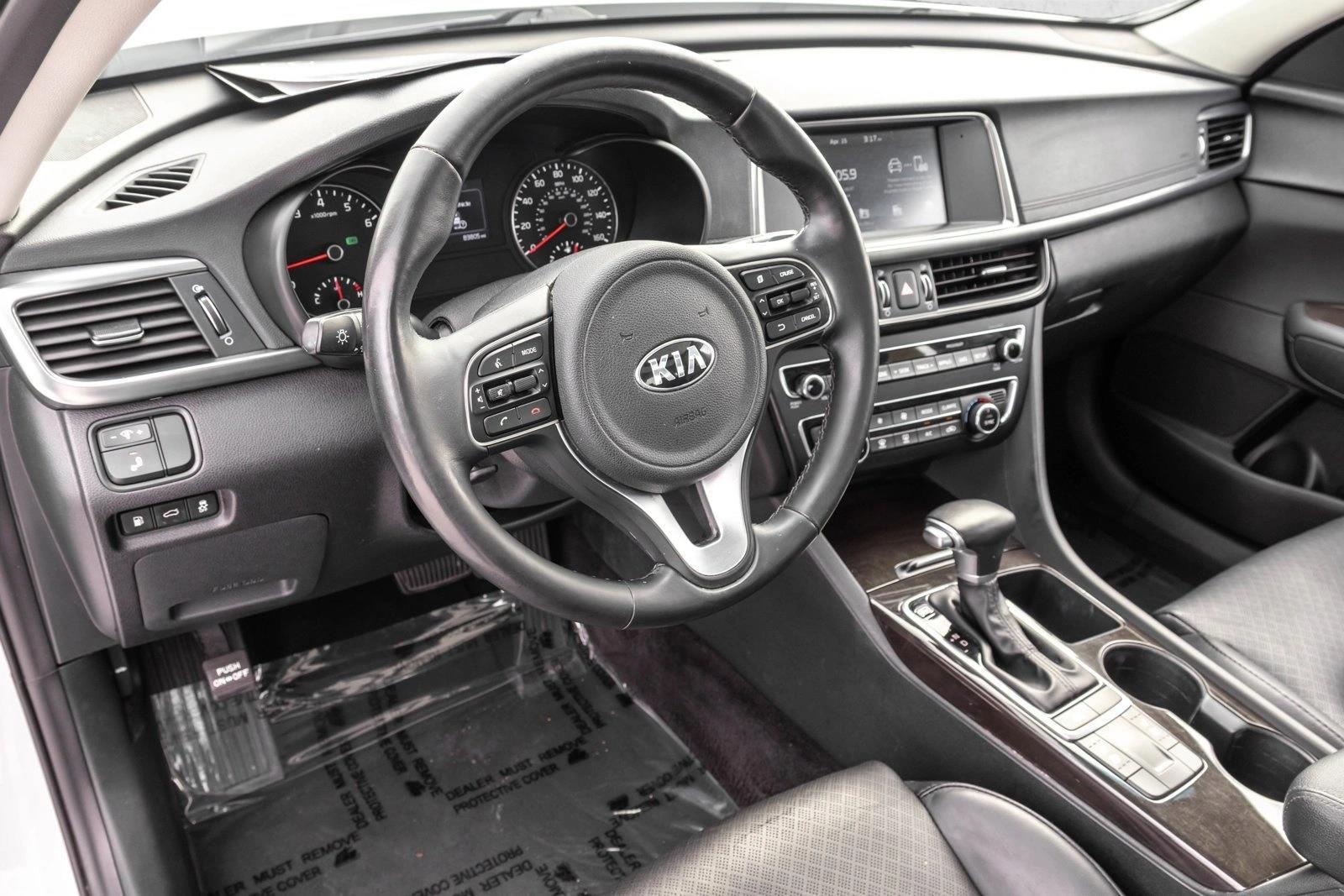 Thumbnail: 2018 Kia Optima - 3