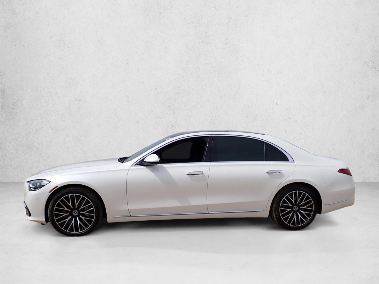 Thumbnail: 2023 Mercedes-Benz S-Class - 2
