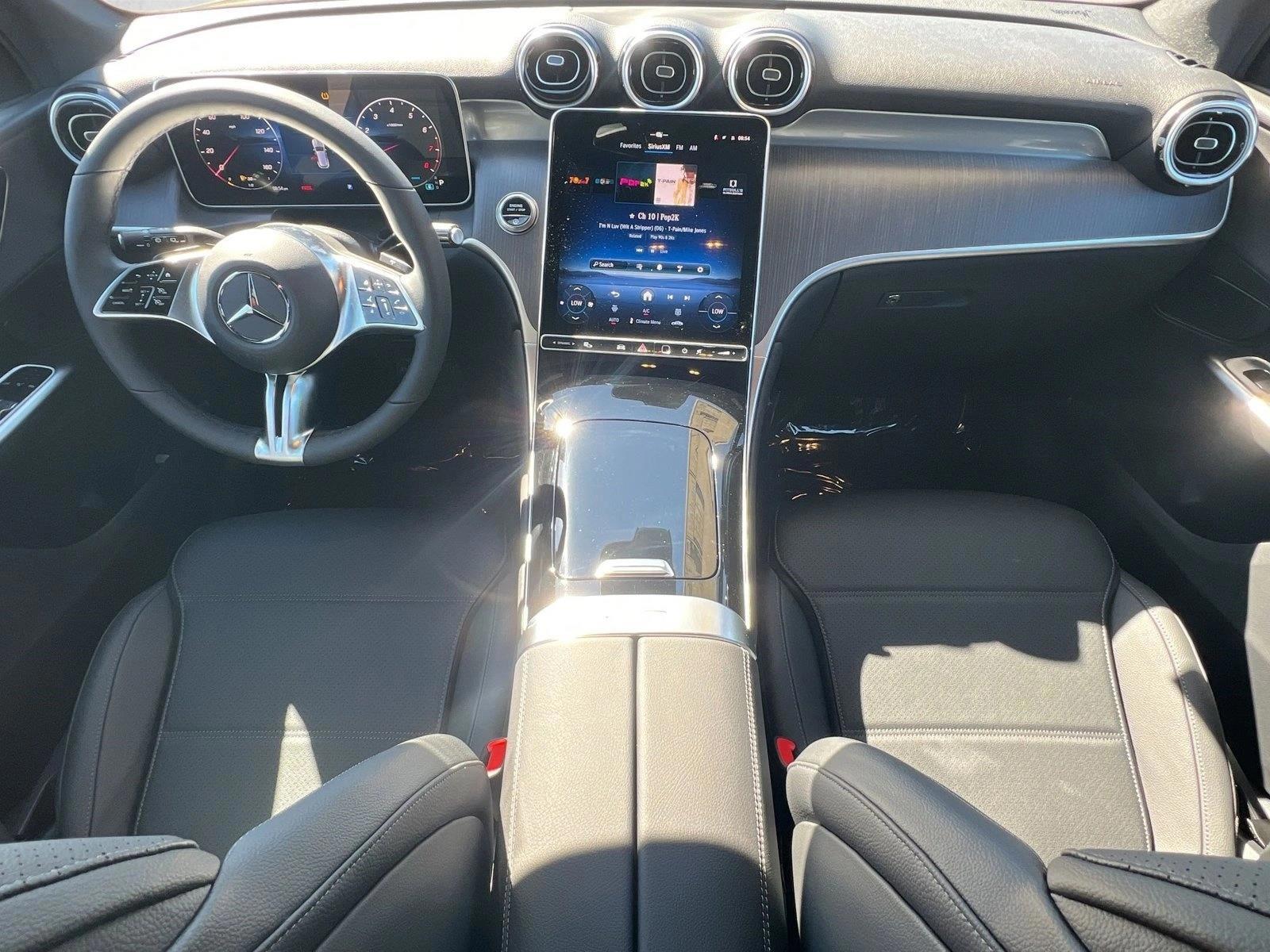 Thumbnail: 2026 Mercedes-Benz GLC - 4
