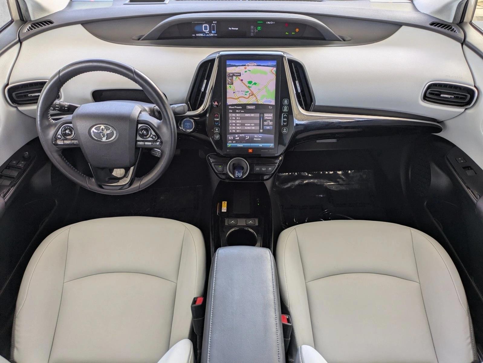 Thumbnail: 2020 Toyota Prius Prime - 4