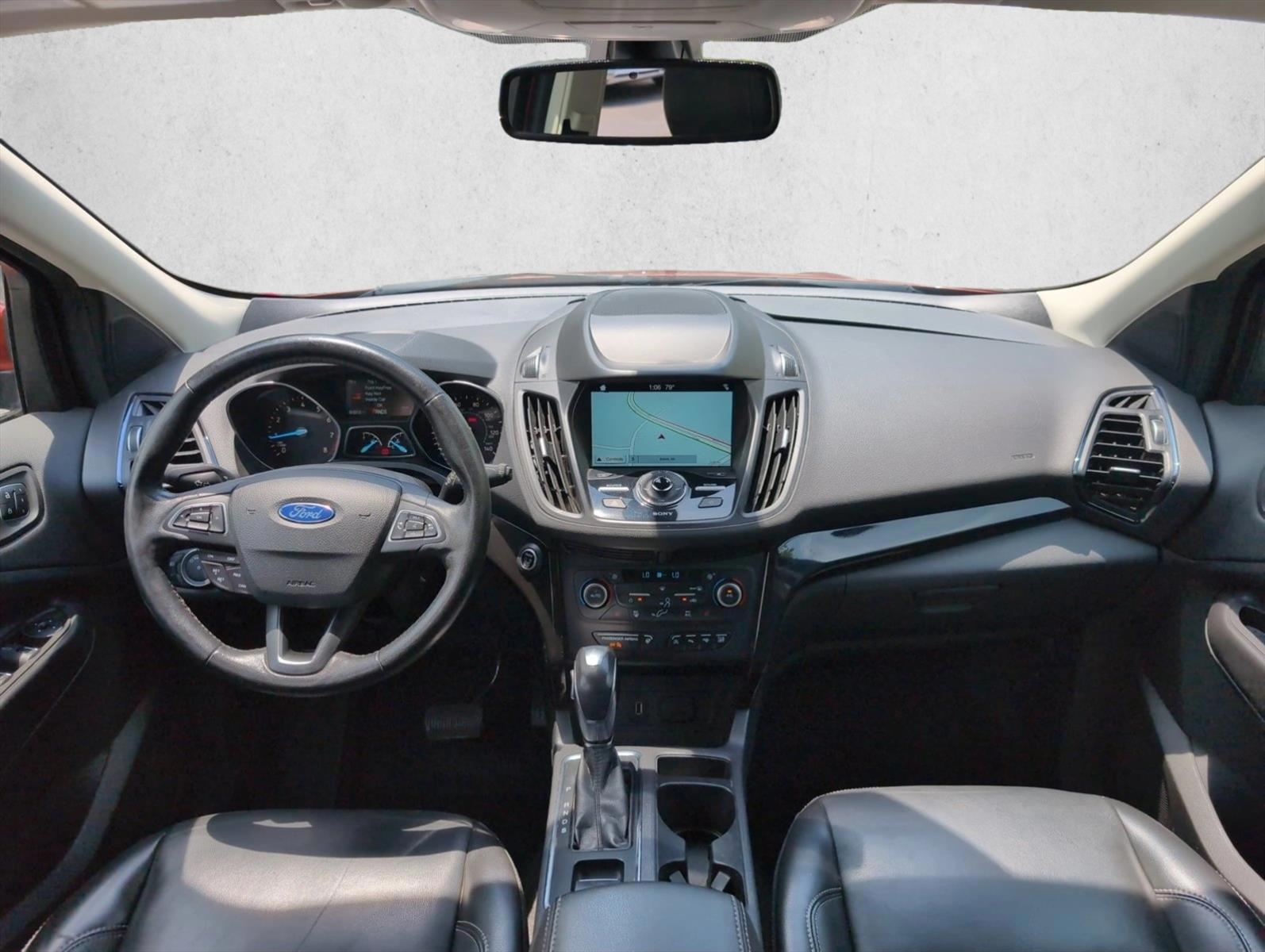Thumbnail: 2019 Ford Escape - 3