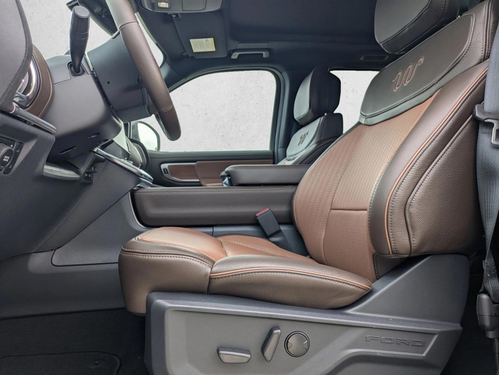 Thumbnail: 2026 Ford Expedition - 5
