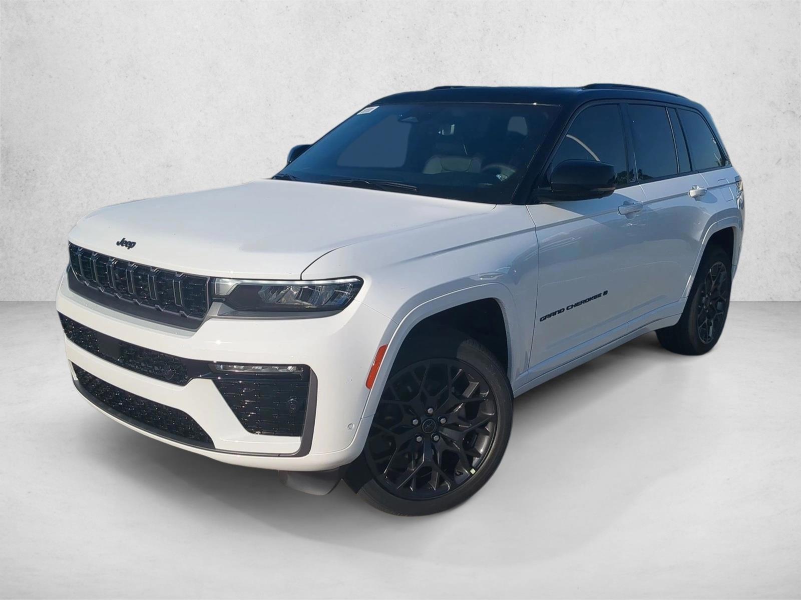 Thumbnail: 2027 Jeep Grand Cherokee - 1