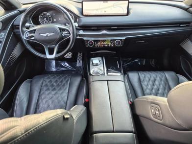 2023 Genesis G80
