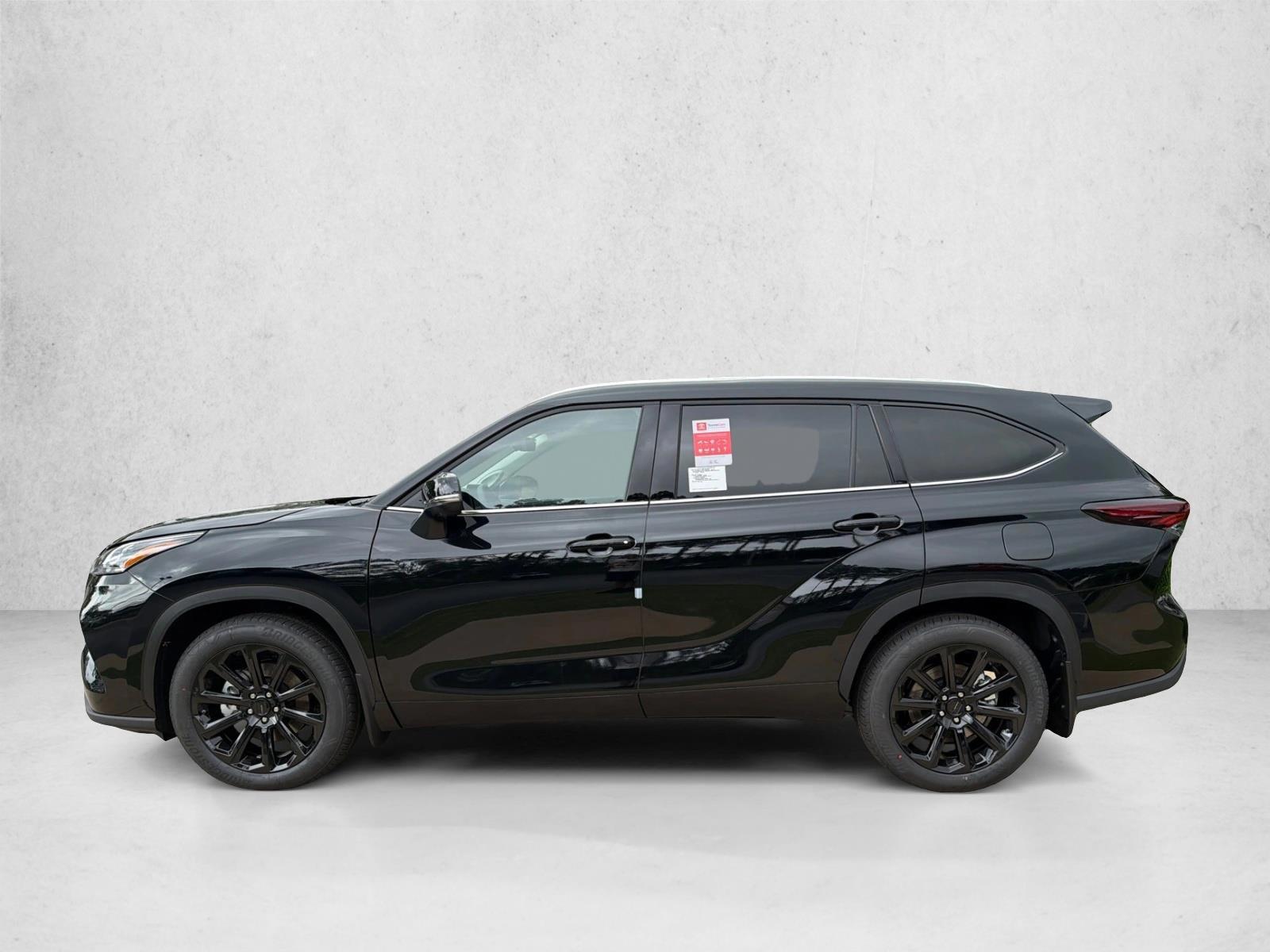 Thumbnail: 2026 Toyota Highlander - 2