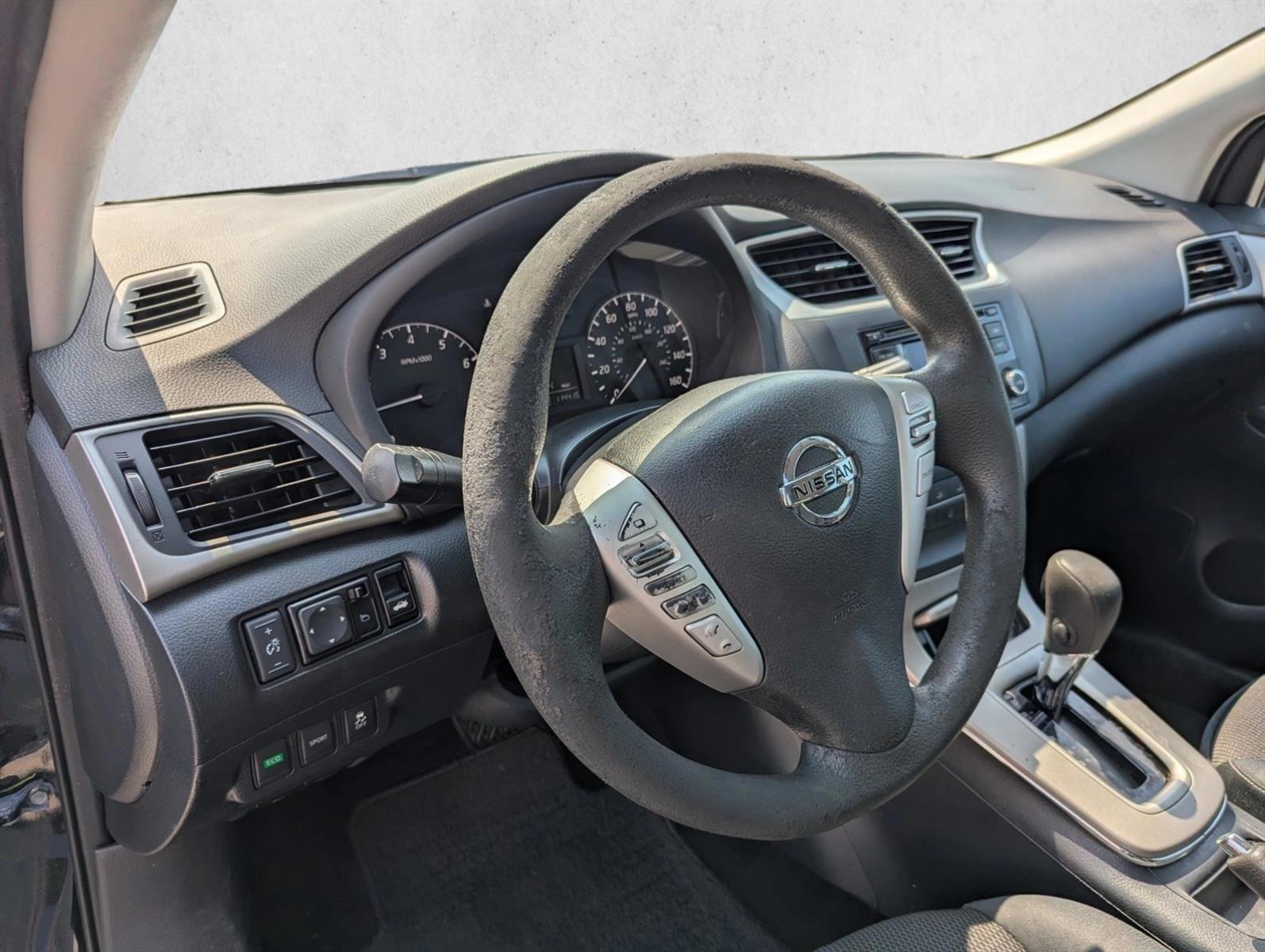 Thumbnail: 2015 Nissan Sentra - 3