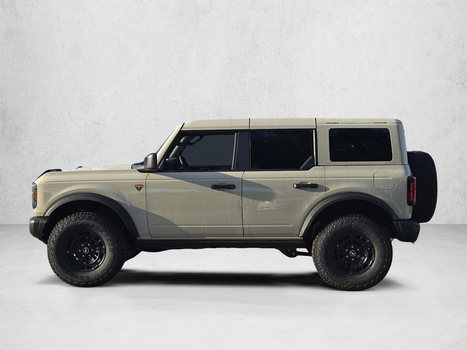 Thumbnail: 2026 Ford Bronco - 2