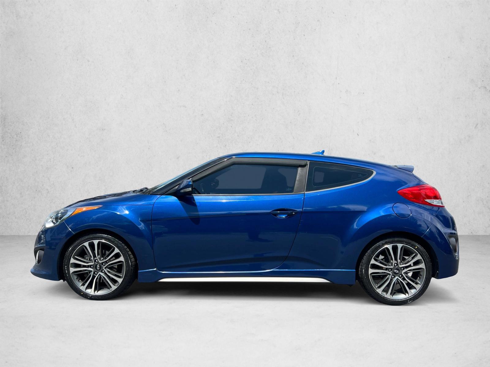 Thumbnail: 2017 Hyundai Veloster - 2