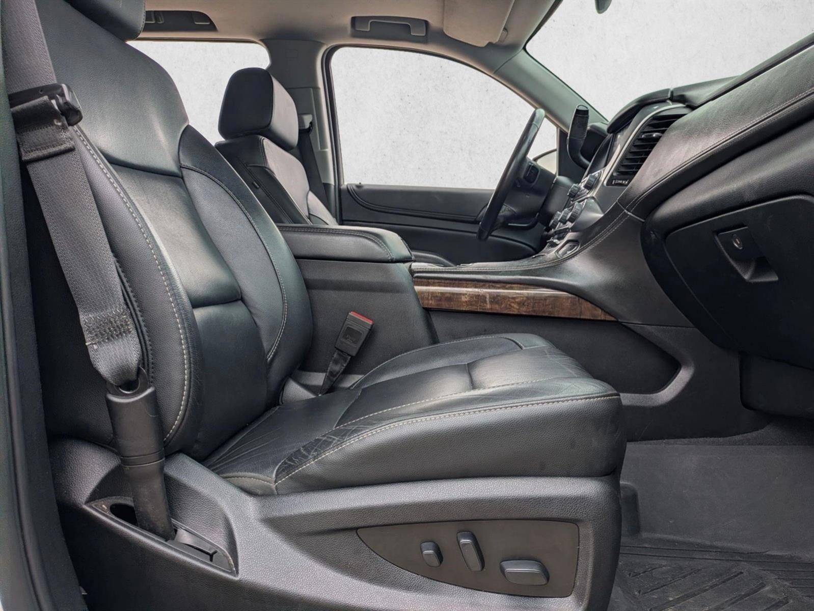 Thumbnail: 2020 Chevrolet Suburban - 6