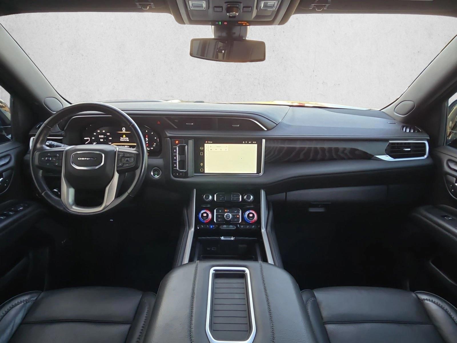 Thumbnail: 2022 GMC Yukon XL - 3