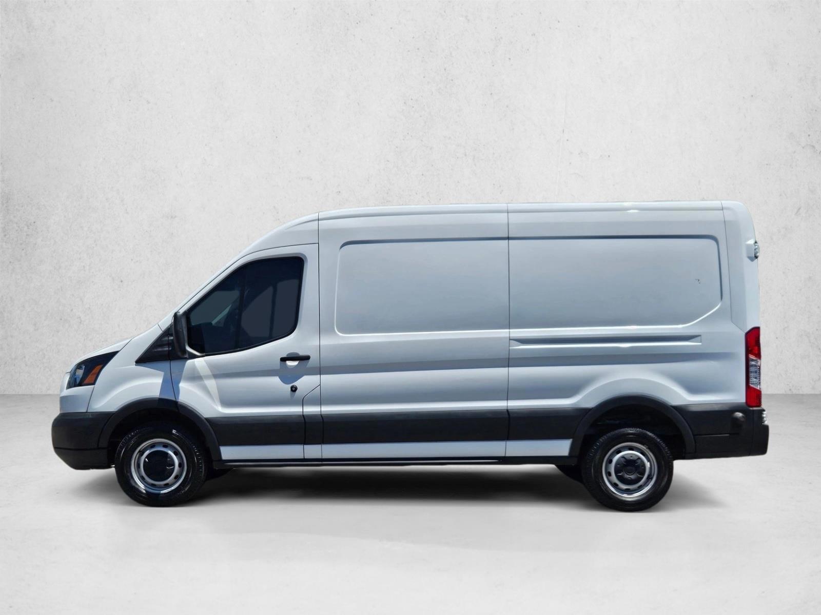 Thumbnail: 2018 Ford Transit Series - 2